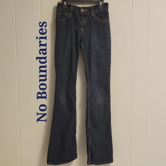 No Boundaries dark blue stretch flare boot cut jeans Sz: 7 (jr) - Picture 1 of 3
